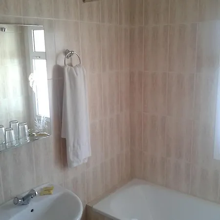 Гостевой дом Hostal Europa 2*